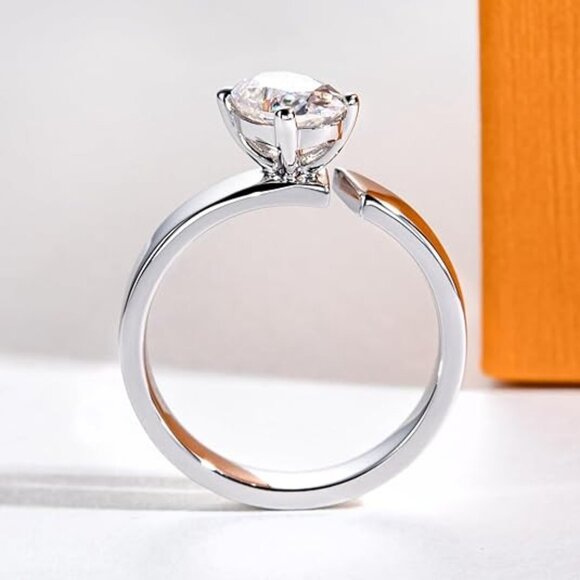 1.5cttw Oval Cut Moissanite D Color VVS1 Clarity Silver Wedding Ring - Picture 5 of 6